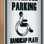 Targa Parcheggio Riservato Handicap Legno 12x18 cm-0