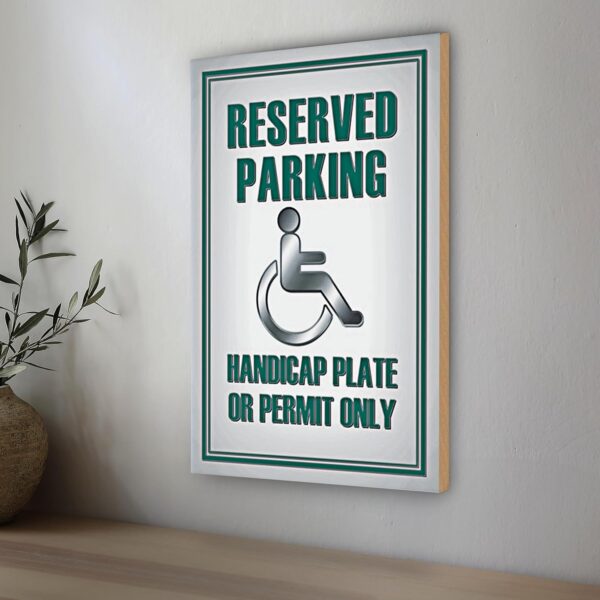 Targa Parcheggio Riservato Legno Handicap 20x30 cm-2